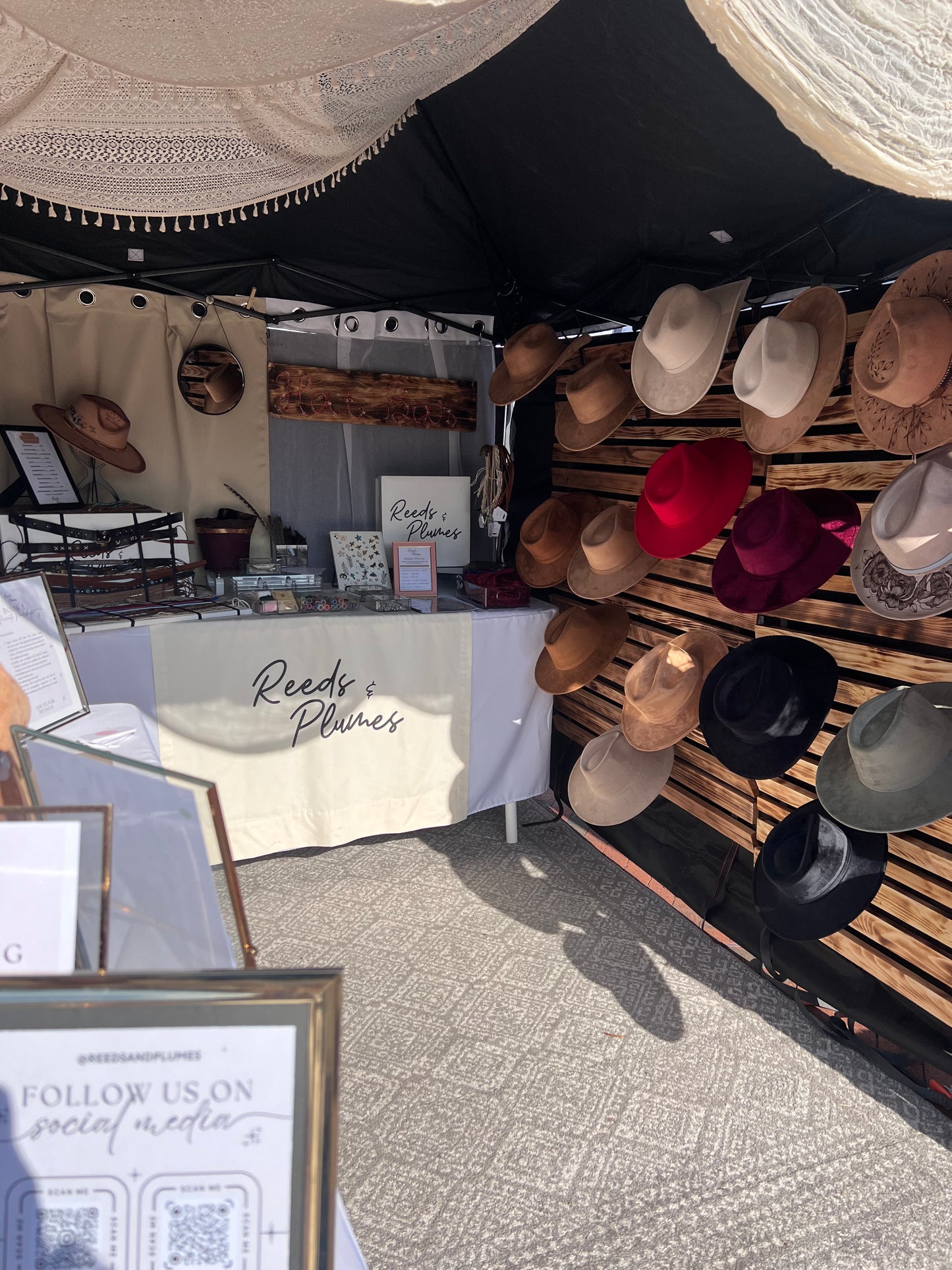 Large Event Hat Bar Rental - DEPOSIT